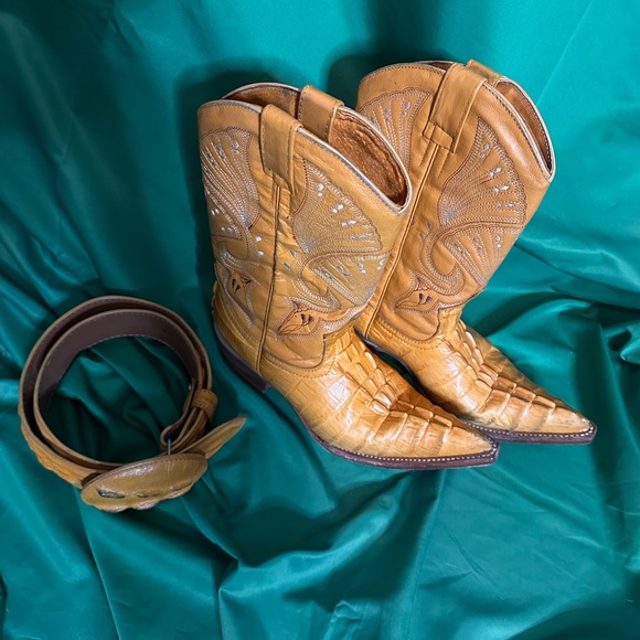 Vintage CROCODILE matching cowboy boots and belt set yellow leather - Picture 2 of 13